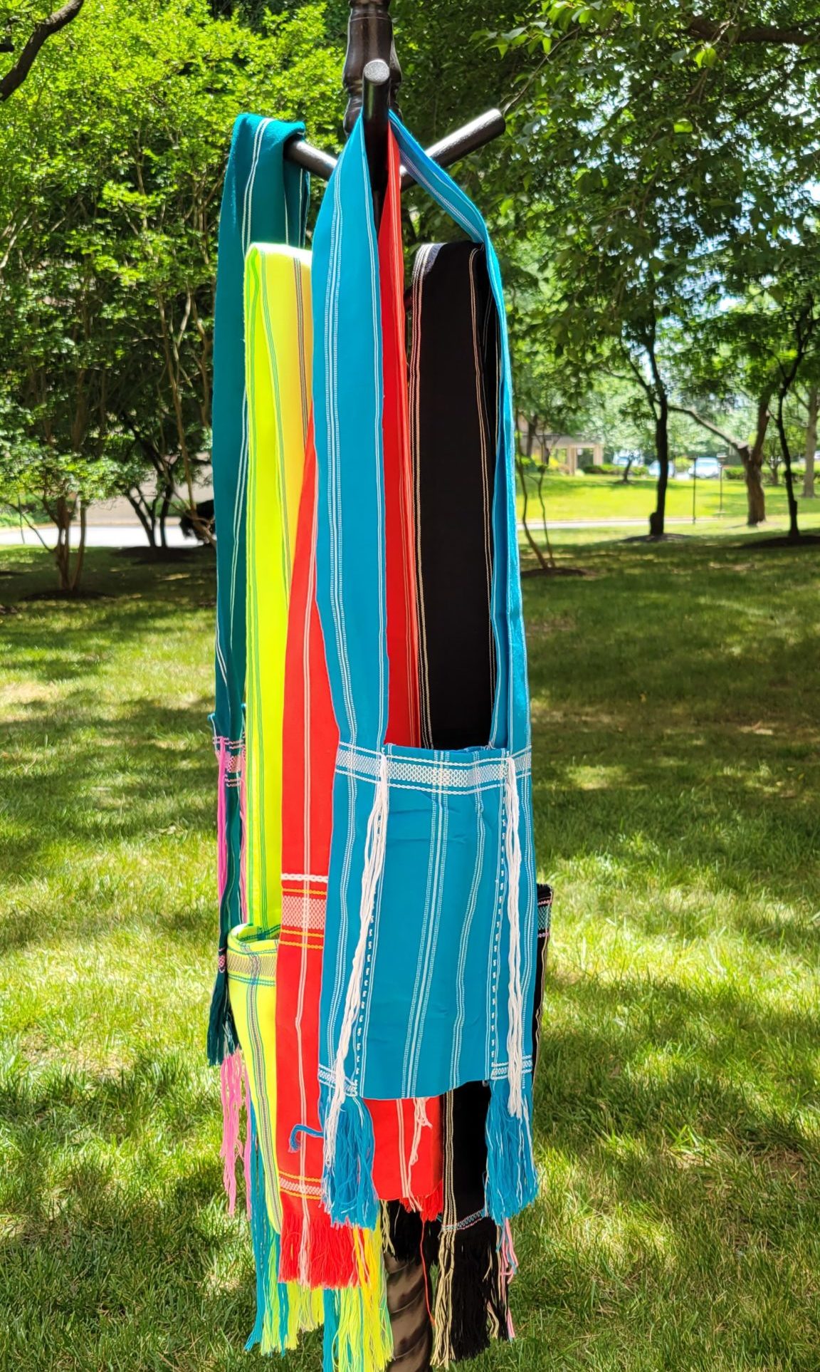 Handmade Ethnic Karen Handbag - Image 2